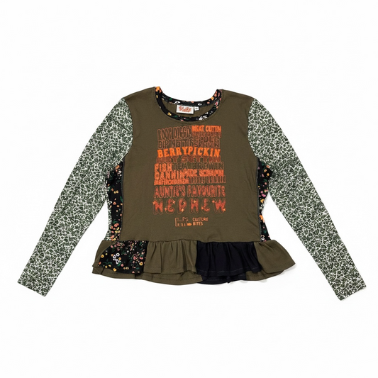 Graphic T - Auntie’s Favourite - XL