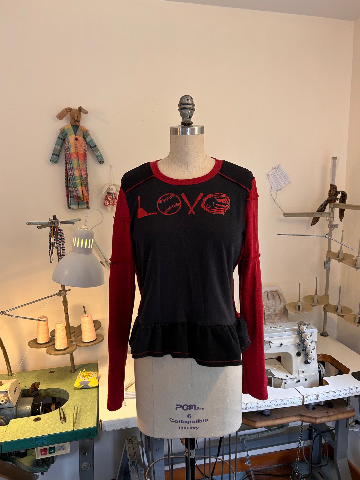 Graphic T - Love - M